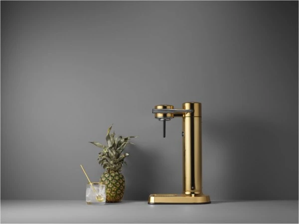 Aarke Carbonator II Trinkwasser-Sprudler Messing – Bild 5